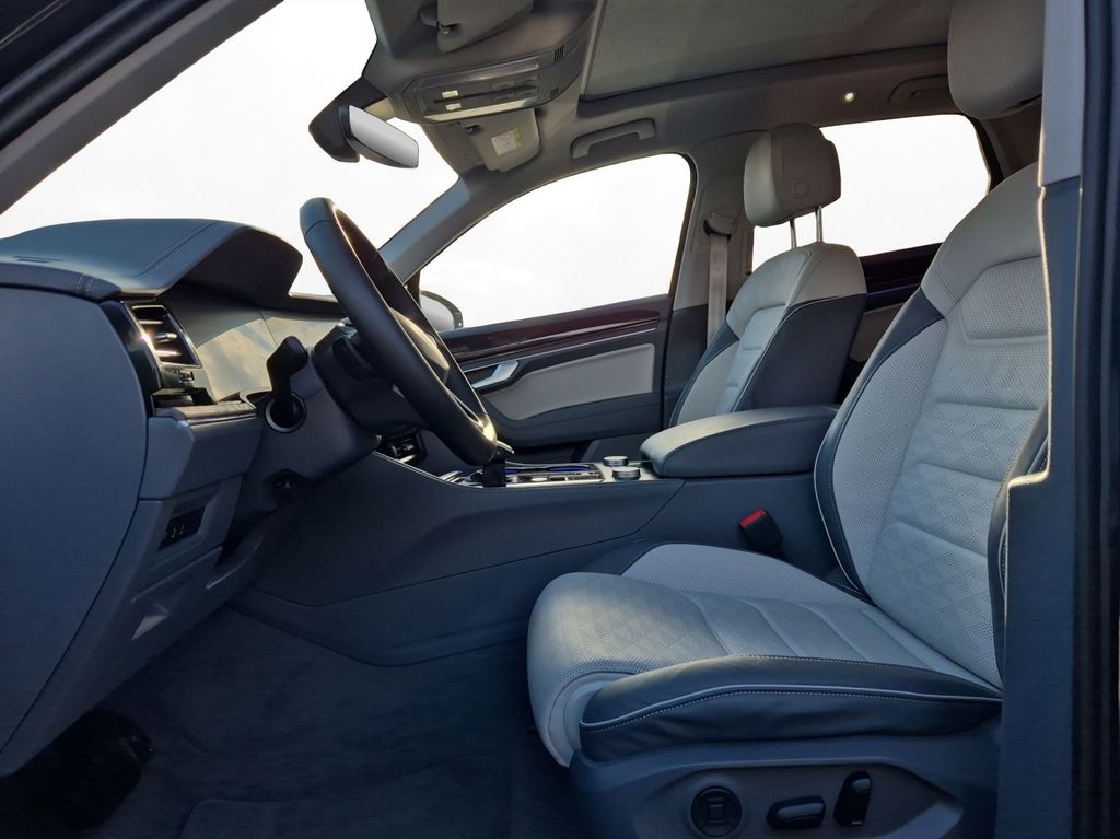 Volkswagen Touareg 2025