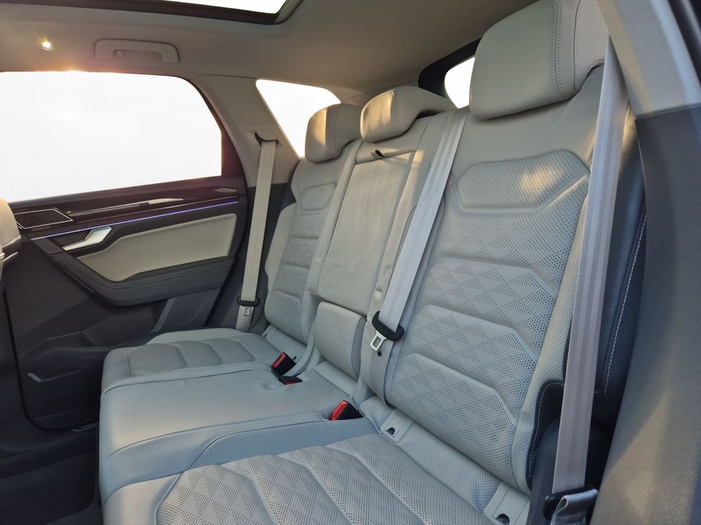 Volkswagen Touareg 2025