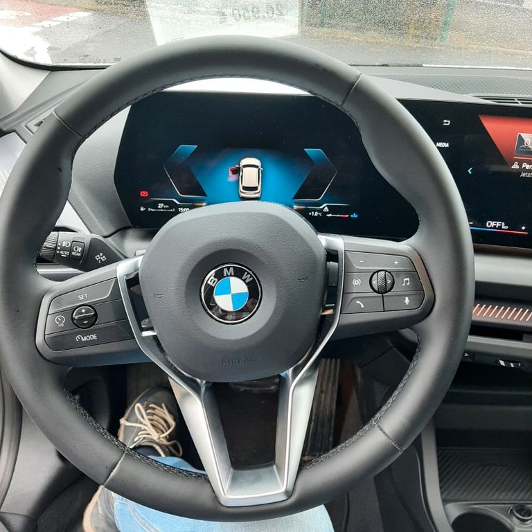 BMW 120 2024