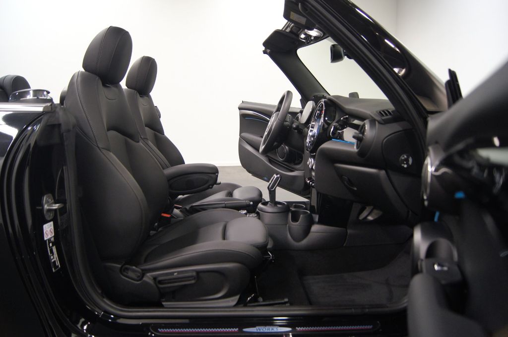 MINI Cooper Cabrio 2022