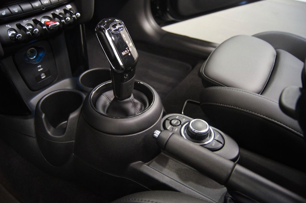 MINI Cooper Cabrio 2022