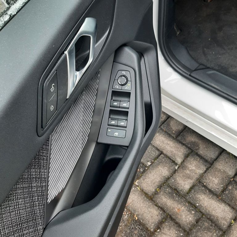 BMW 120 2024