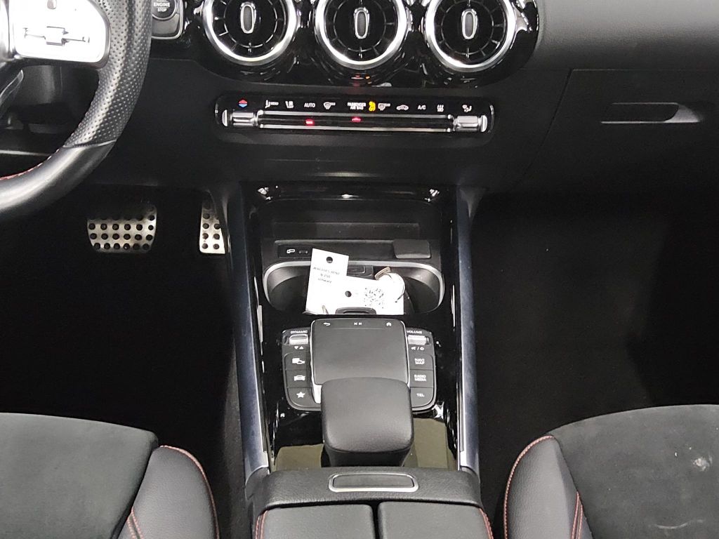 Mercedes-Benz B 250 2022