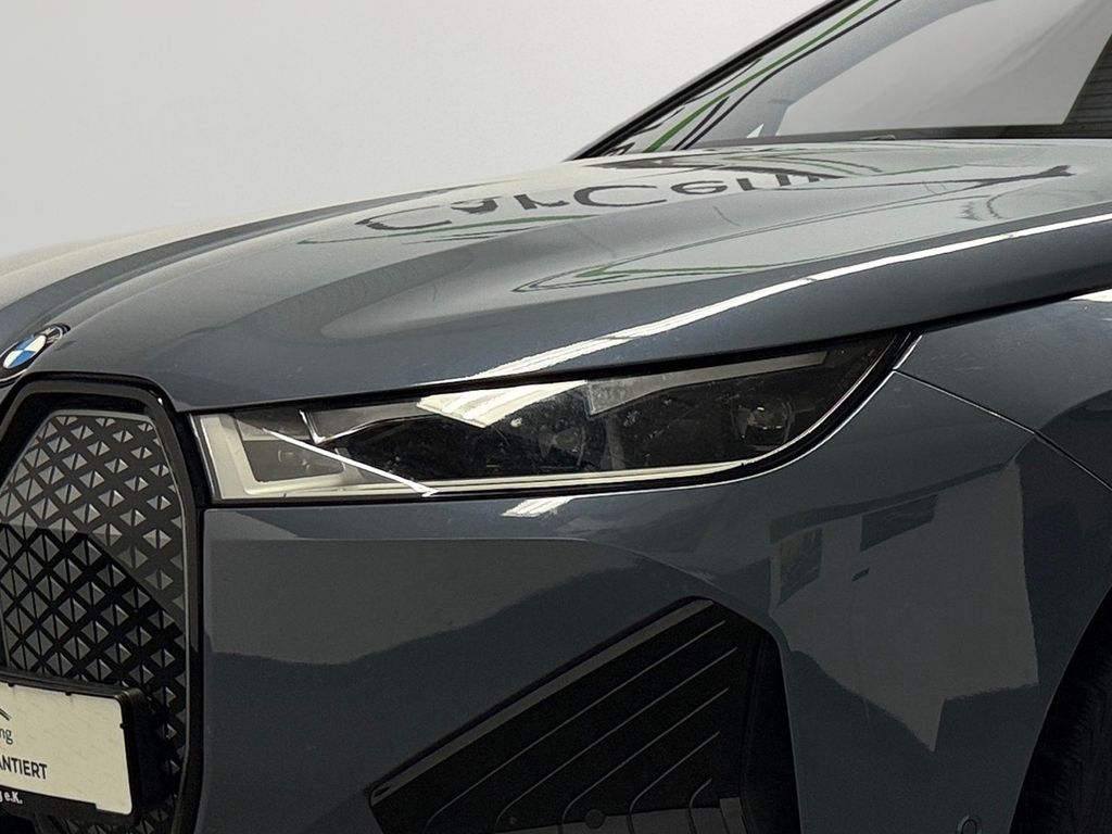BMW iX 2023