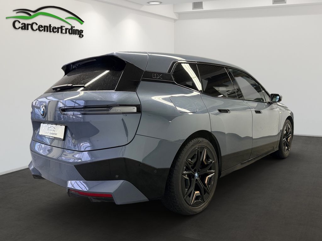 BMW iX 2023