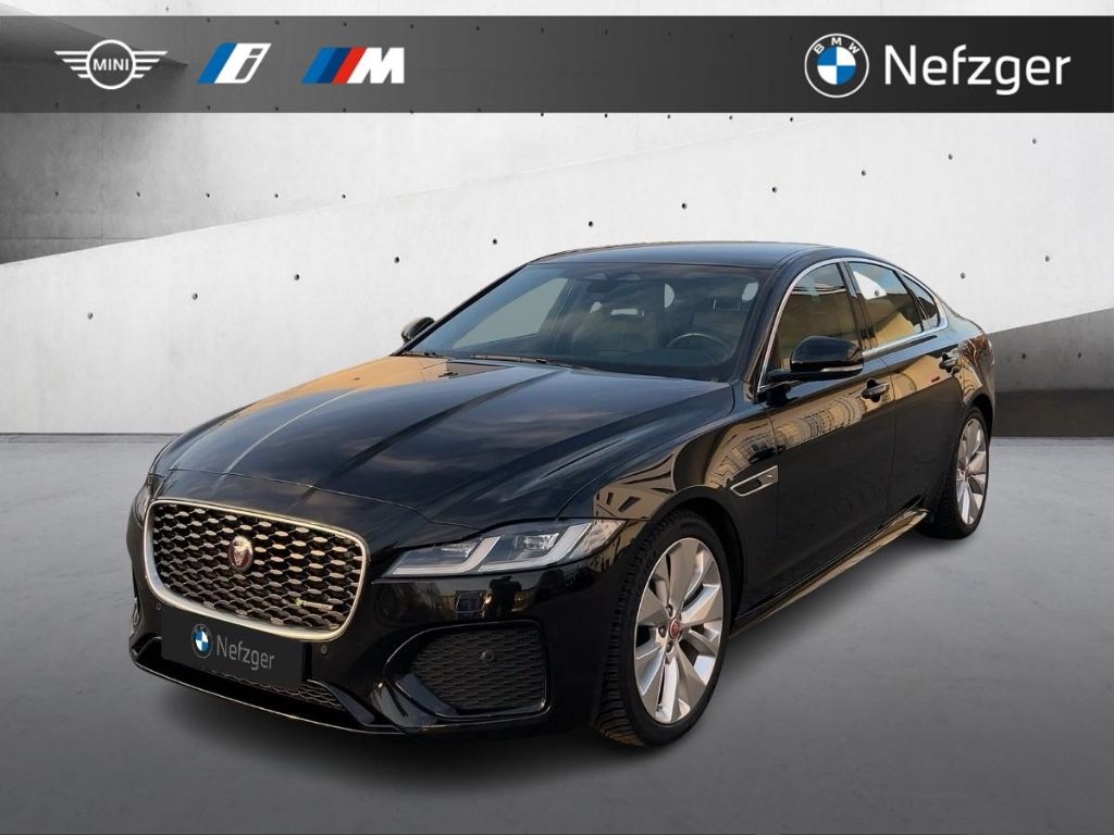 Jaguar XF 2022