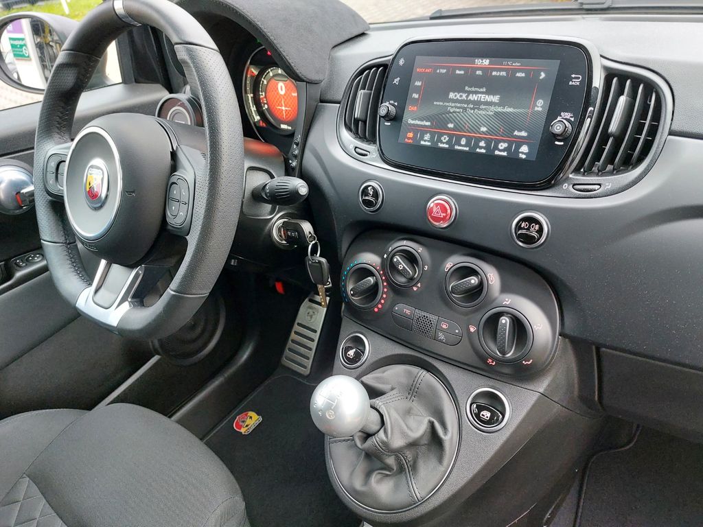 Abarth 500C 2023