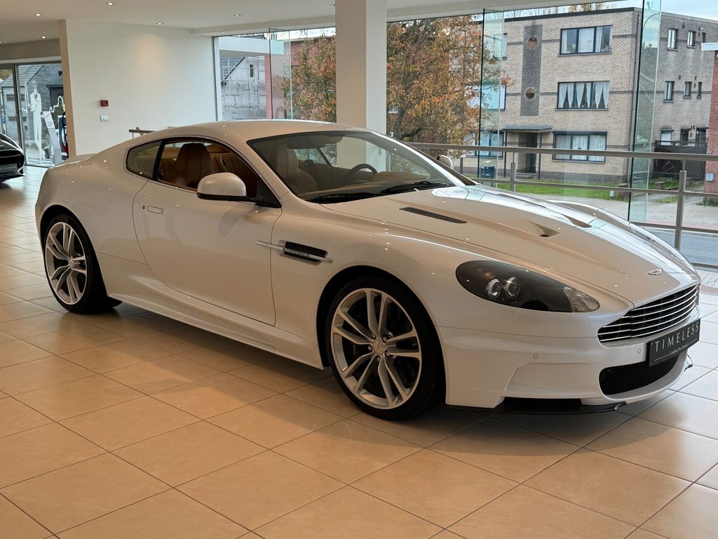 Aston Martin DBS 2011