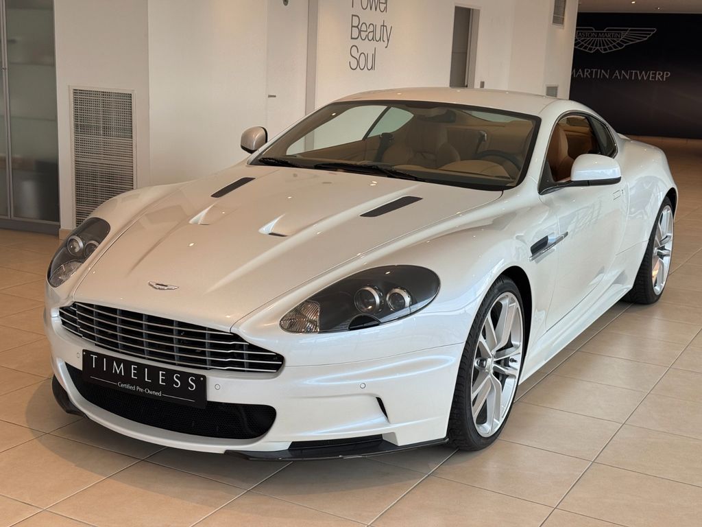 Aston Martin DBS 2011