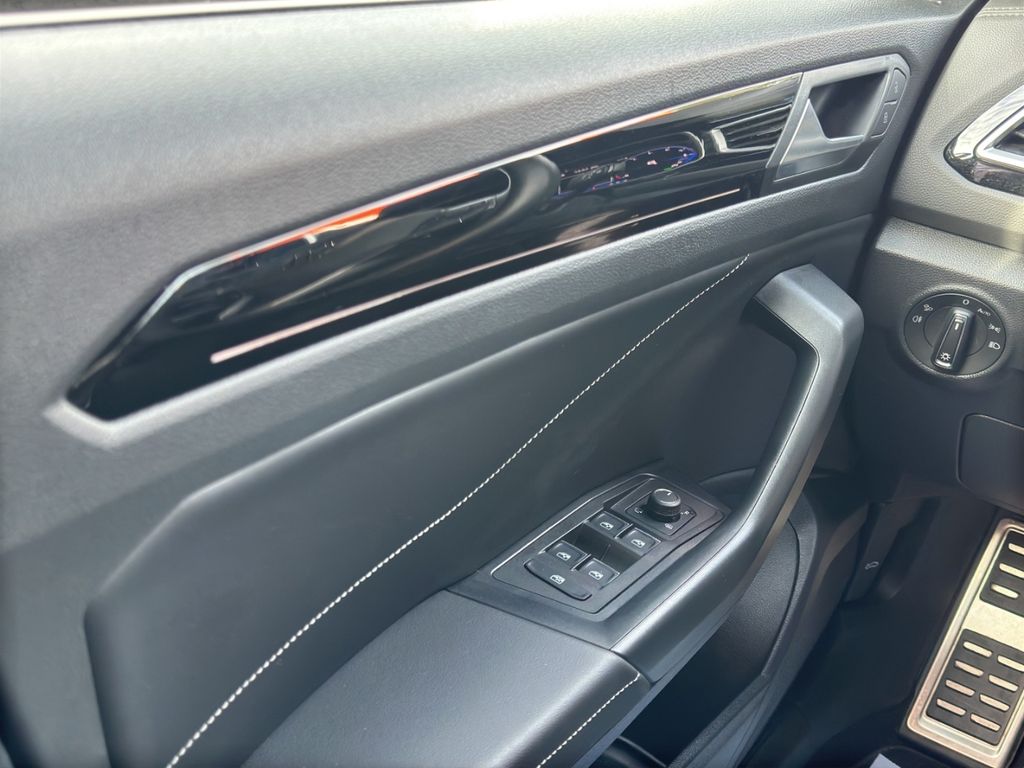 Volkswagen T-Roc 2024