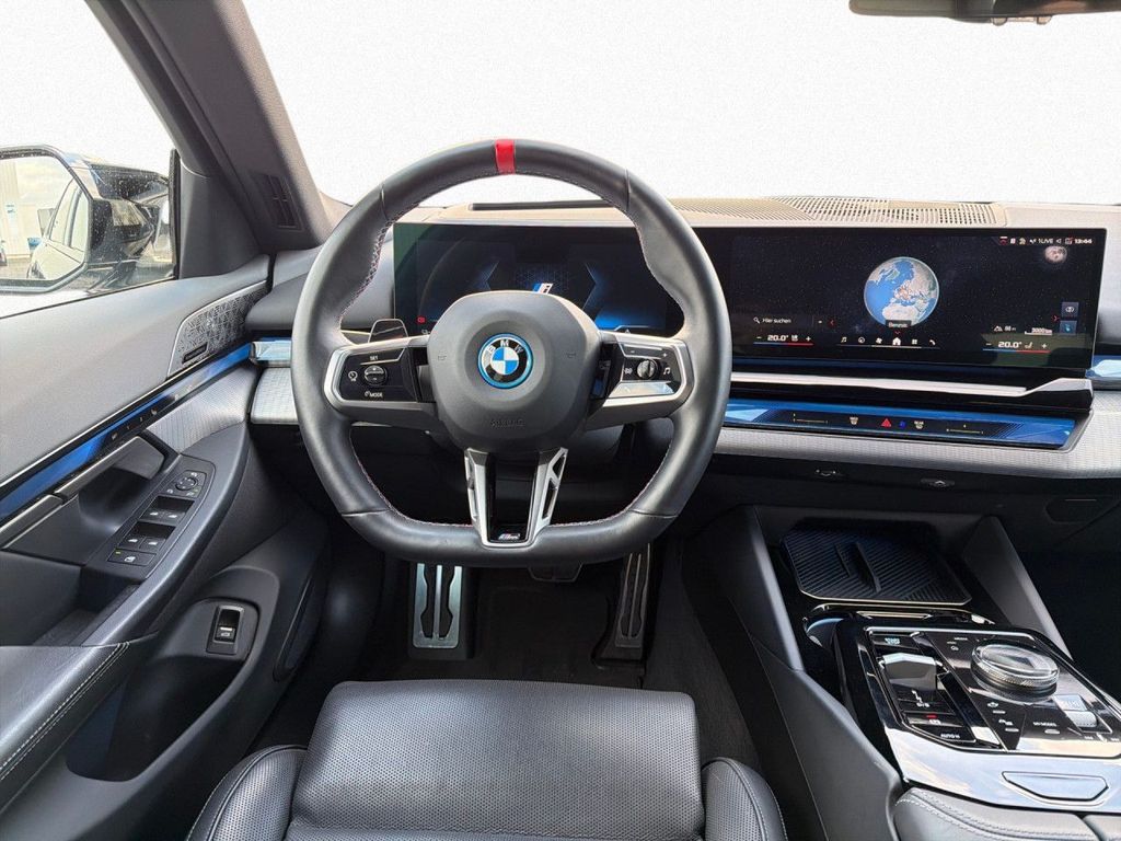 BMW i5 2024