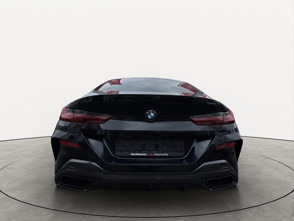 BMW M850 2021
