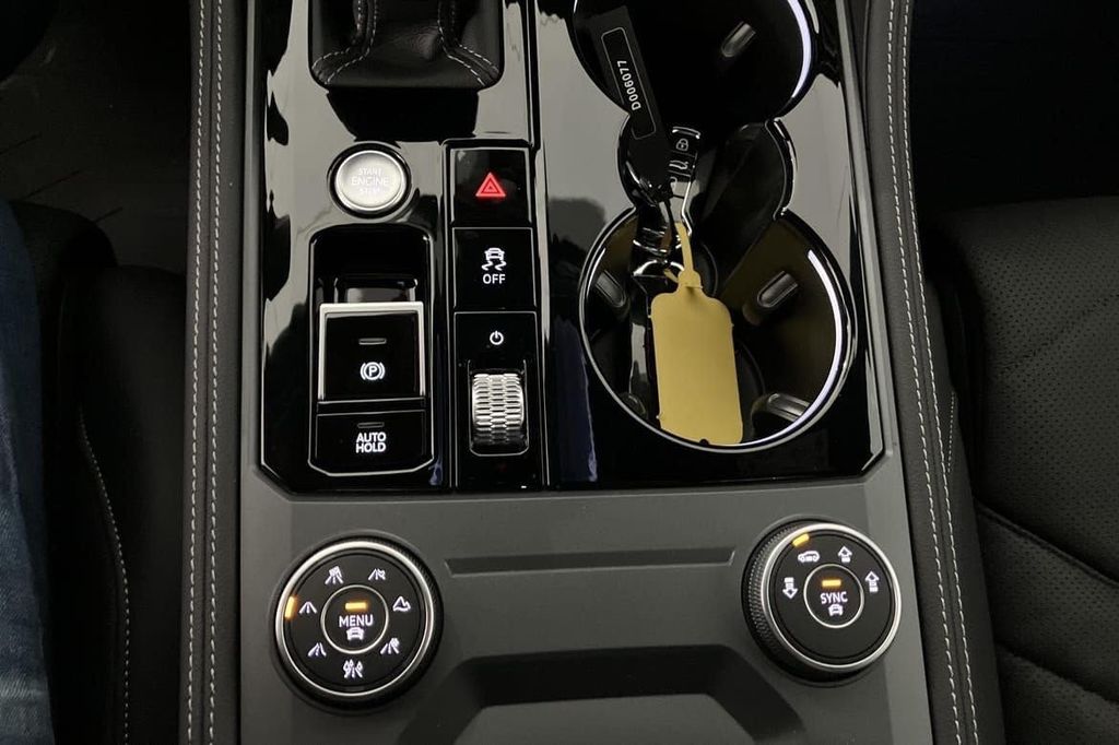 Volkswagen Touareg 2025