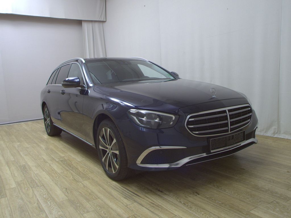 Mercedes-Benz E 220 2022