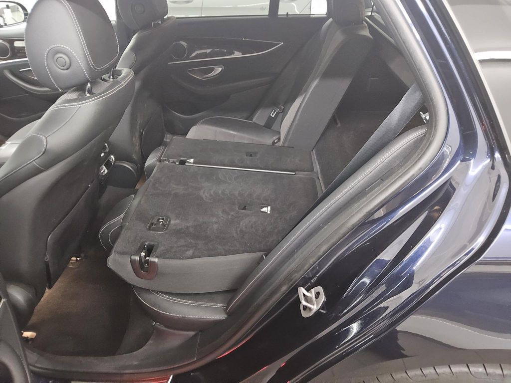 Mercedes-Benz E 220 2022