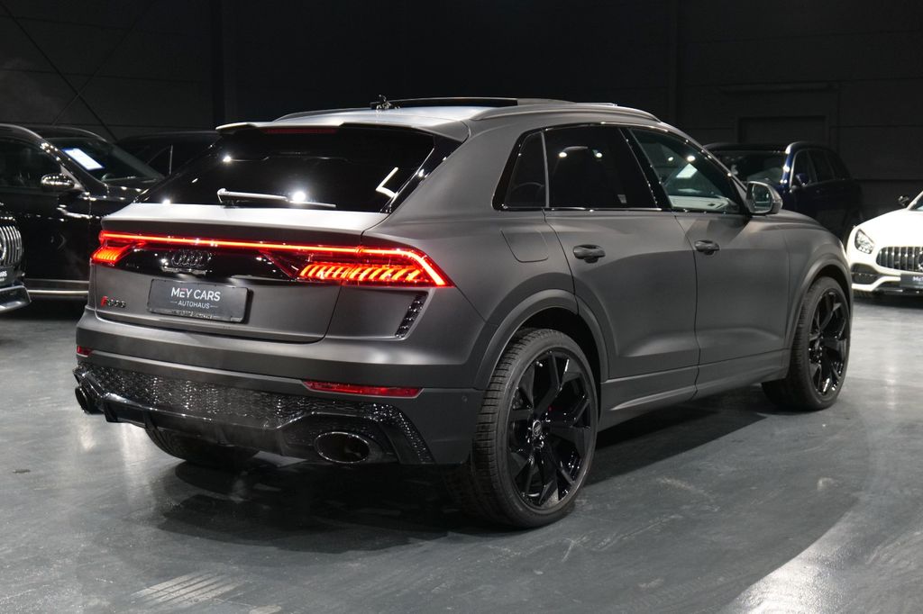 Audi RSQ8 2023