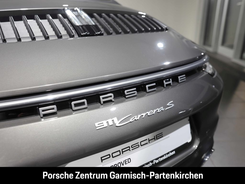 Porsche 992 2024