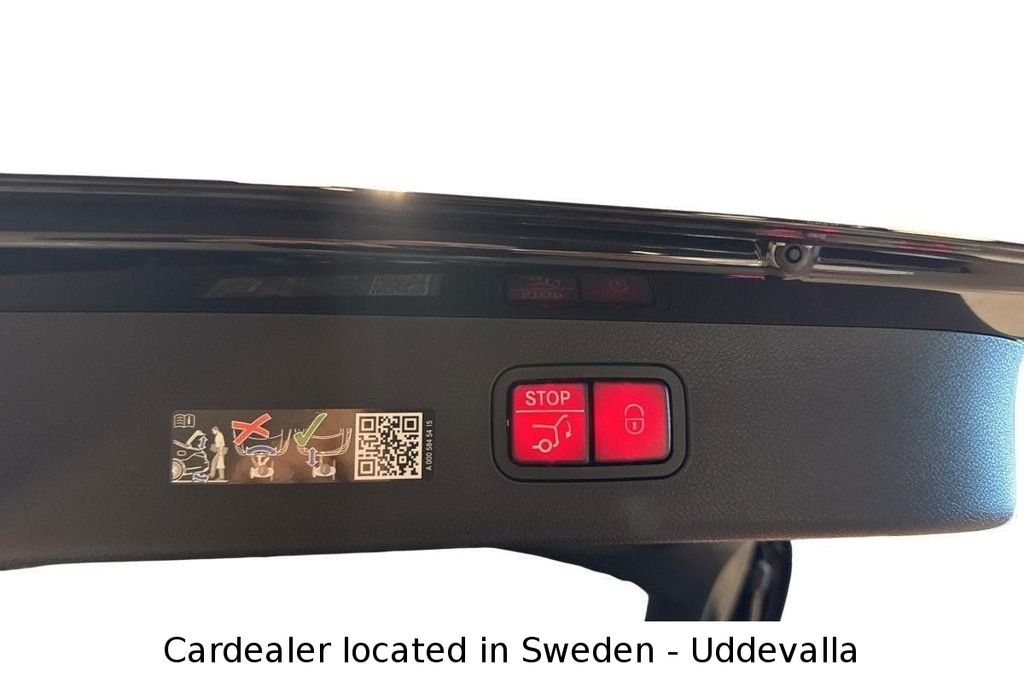 Mercedes-Benz E 300 2025