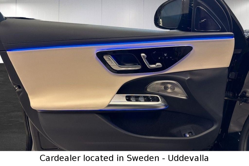 Mercedes-Benz E 300 2025