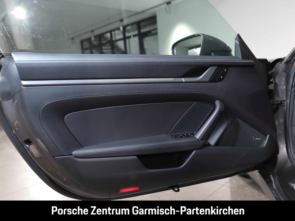 Porsche 992 2024