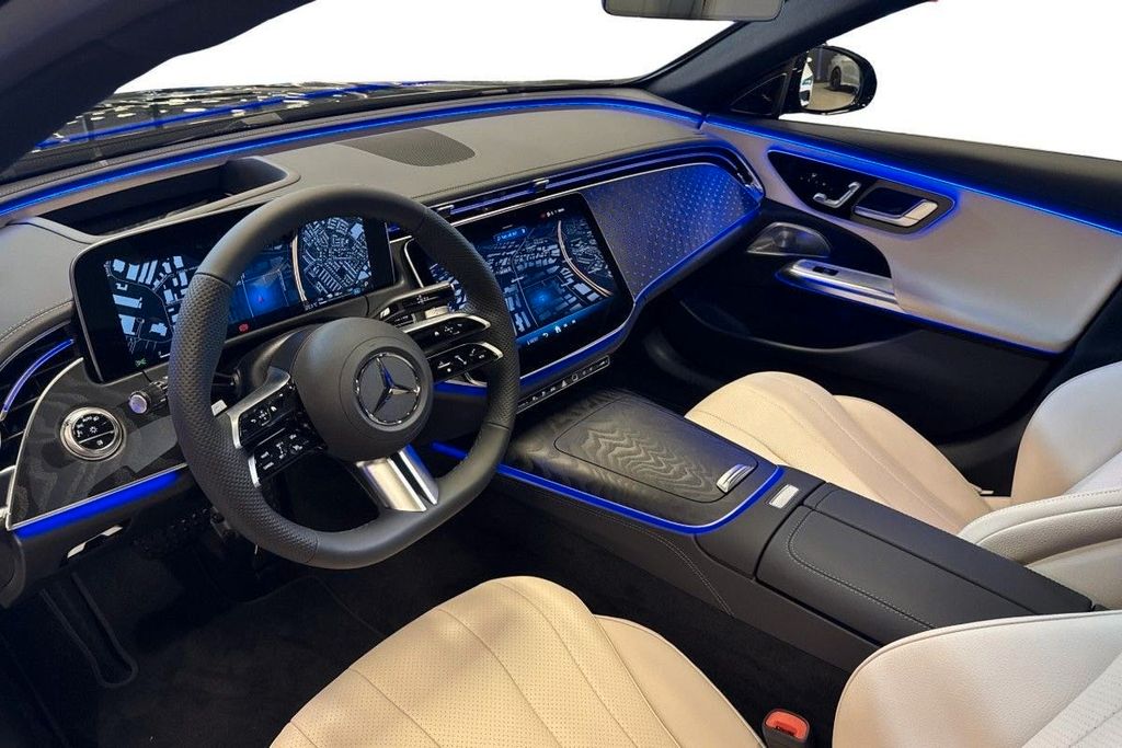 Mercedes-Benz E 300 2025