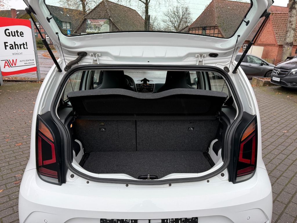 Volkswagen up! 2022