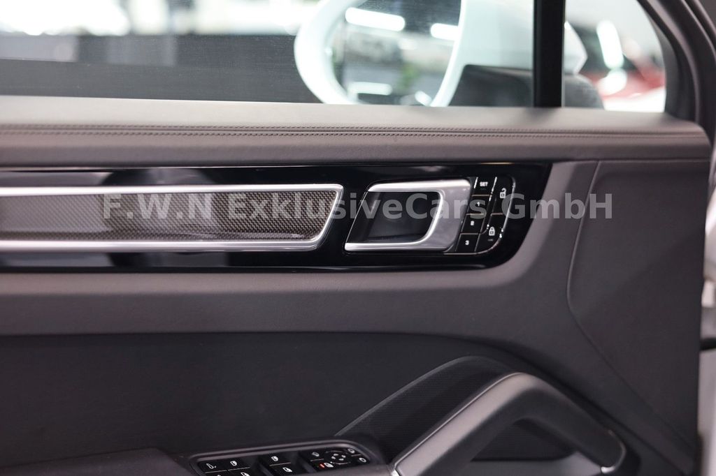 Porsche Cayenne 2020