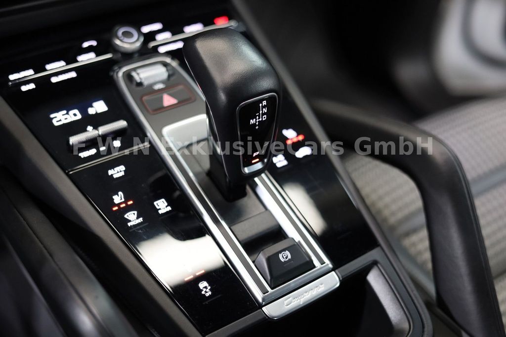 Porsche Cayenne 2020