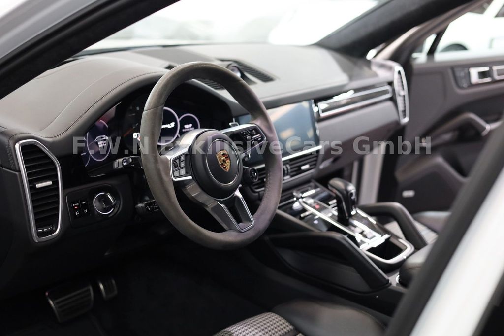 Porsche Cayenne 2020