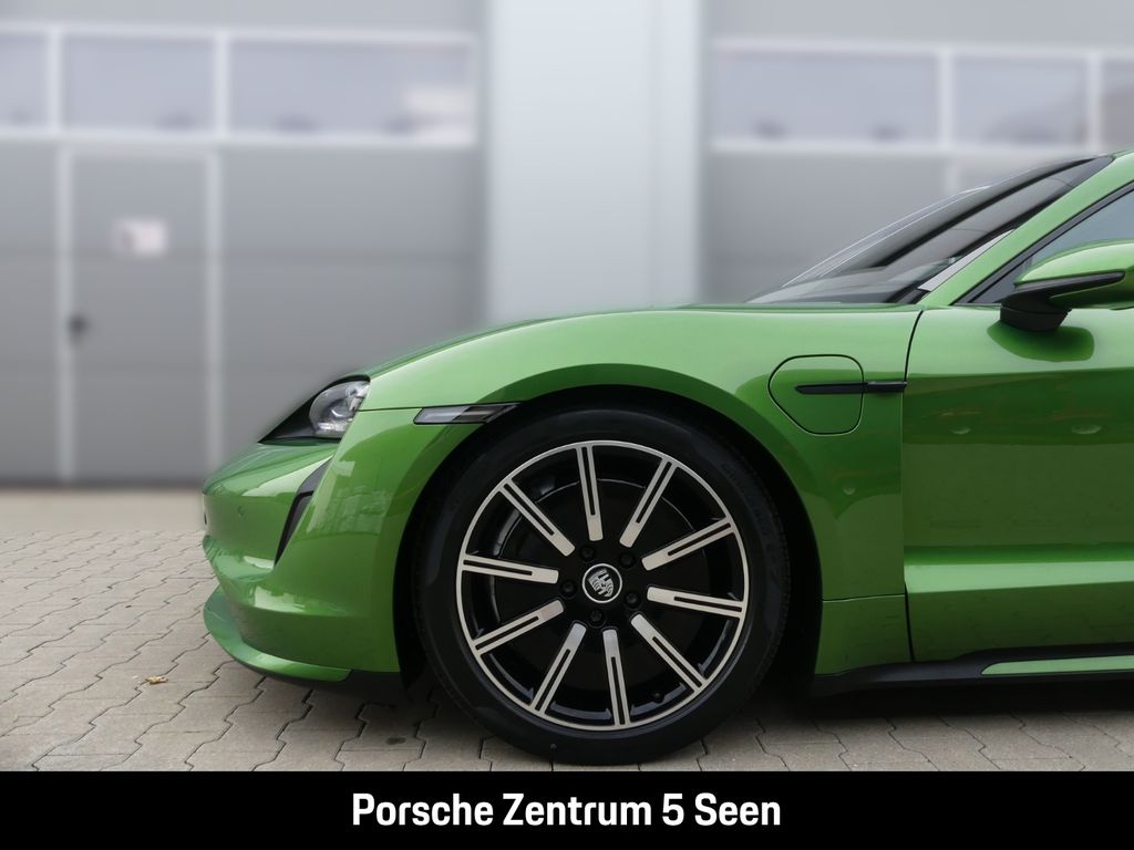 Porsche Taycan 2022