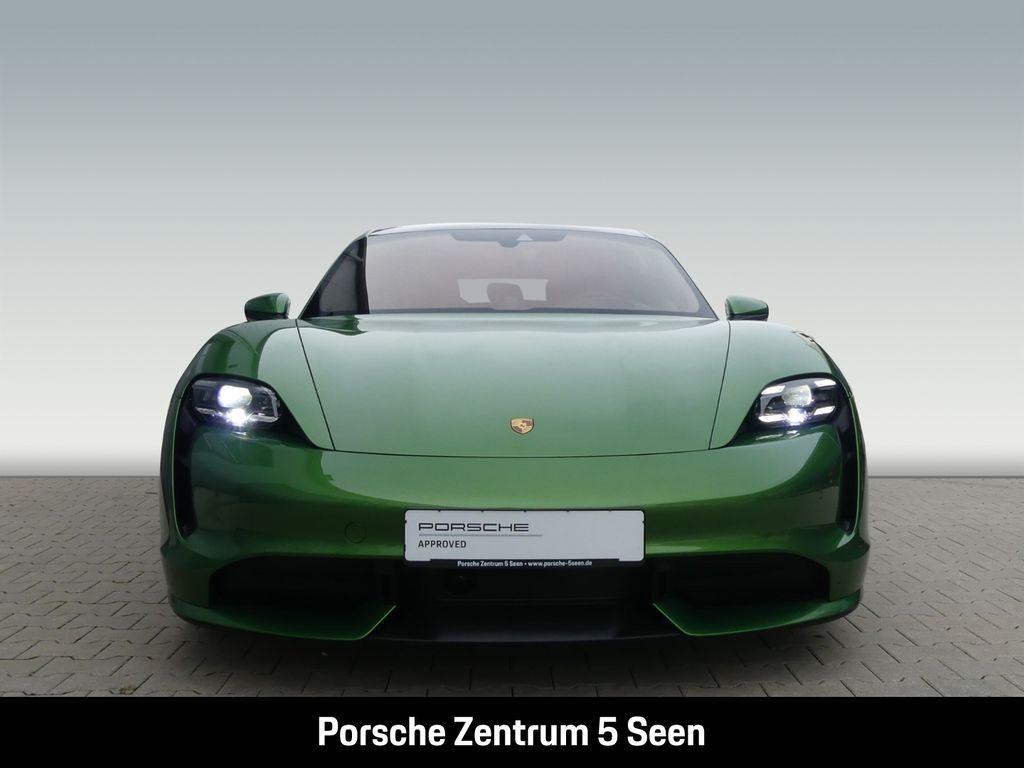 Porsche Taycan 2022