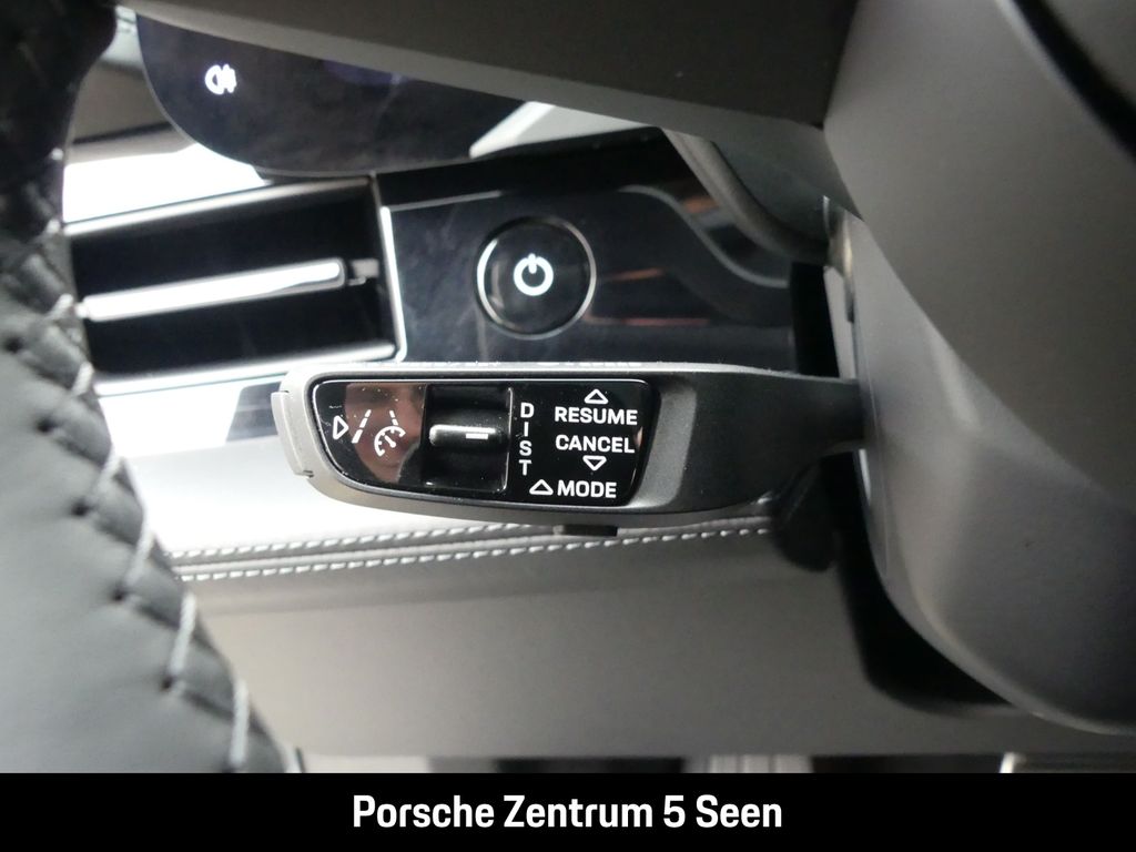 Porsche Taycan 2022