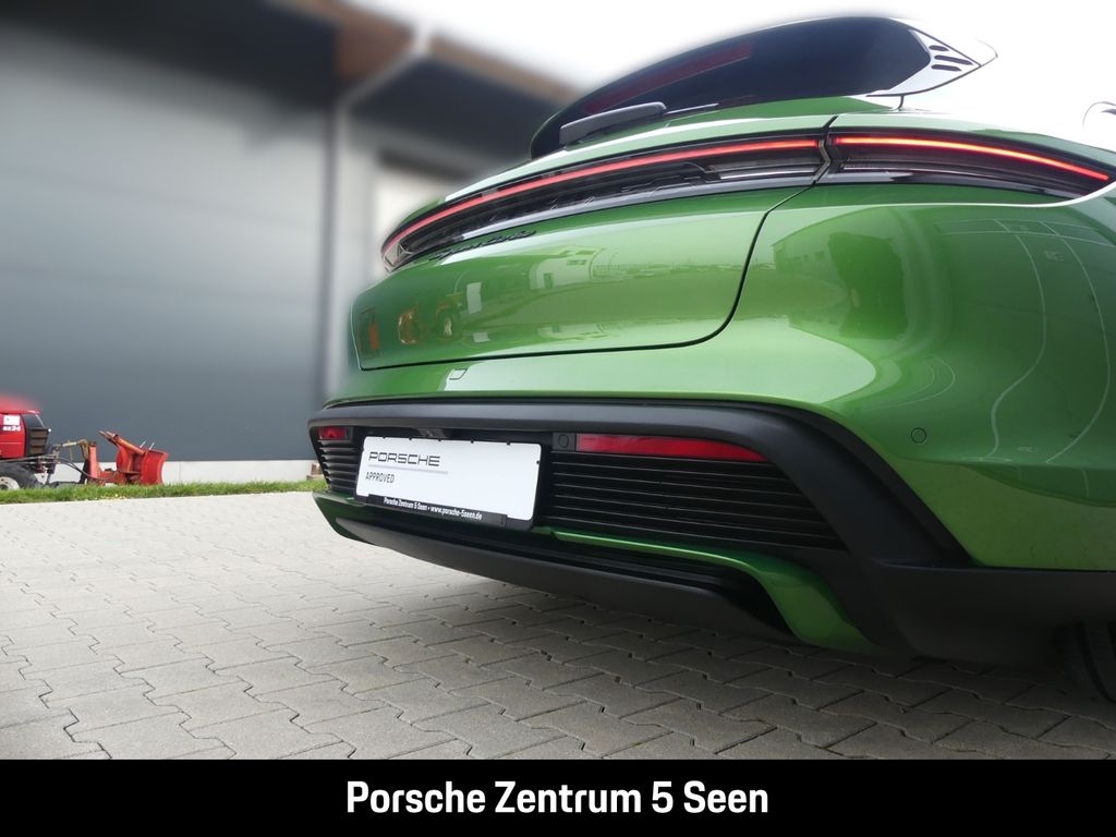 Porsche Taycan 2022