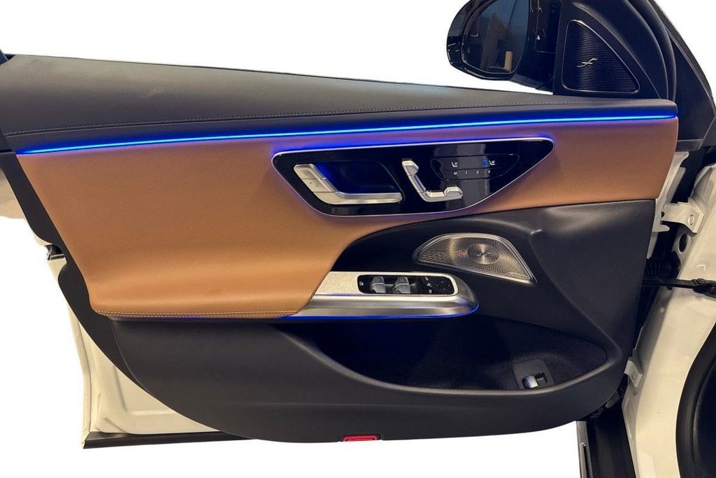 Mercedes-Benz E 300 2024