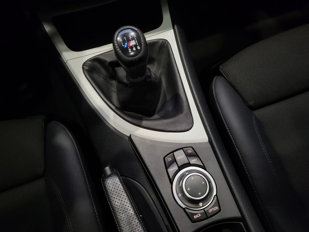 BMW 120 2011