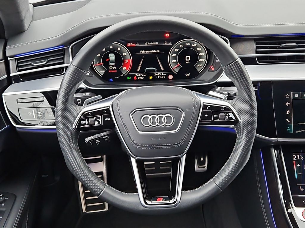 Audi S8 2023