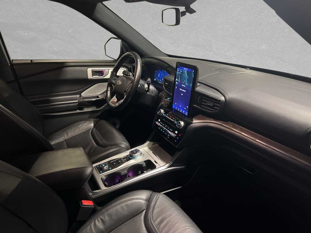 Ford Explorer 2021