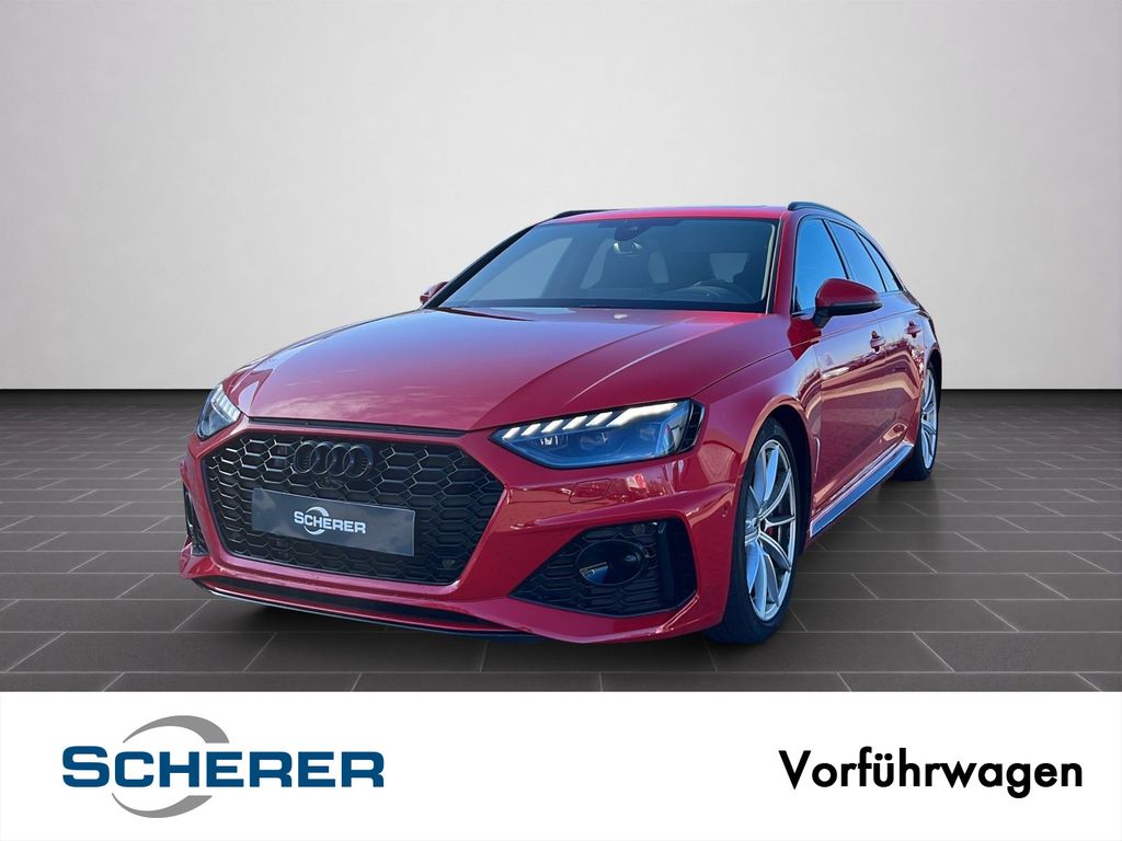 Audi RS4 2025