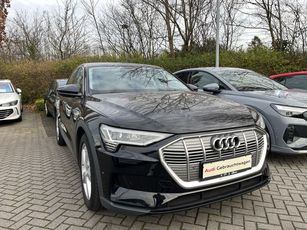 Audi e-tron 2022