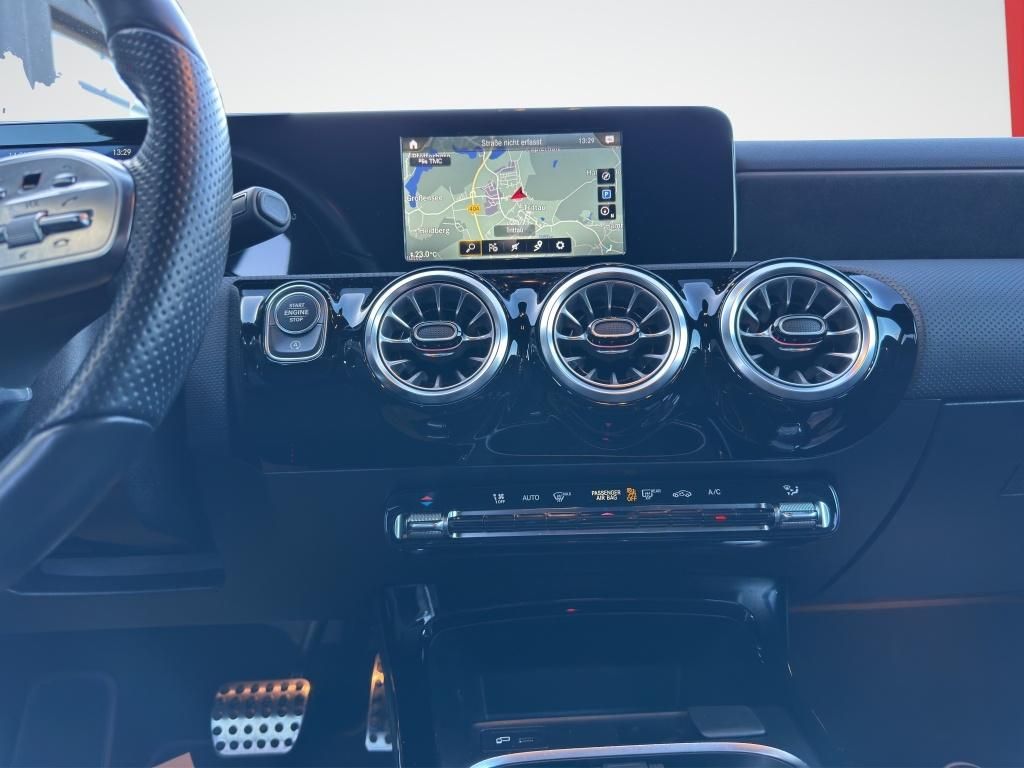 Mercedes-Benz A 220 2022