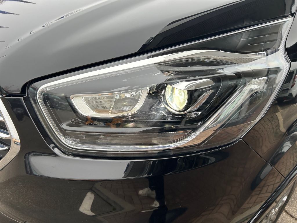 Ford Tourneo Custom 2023