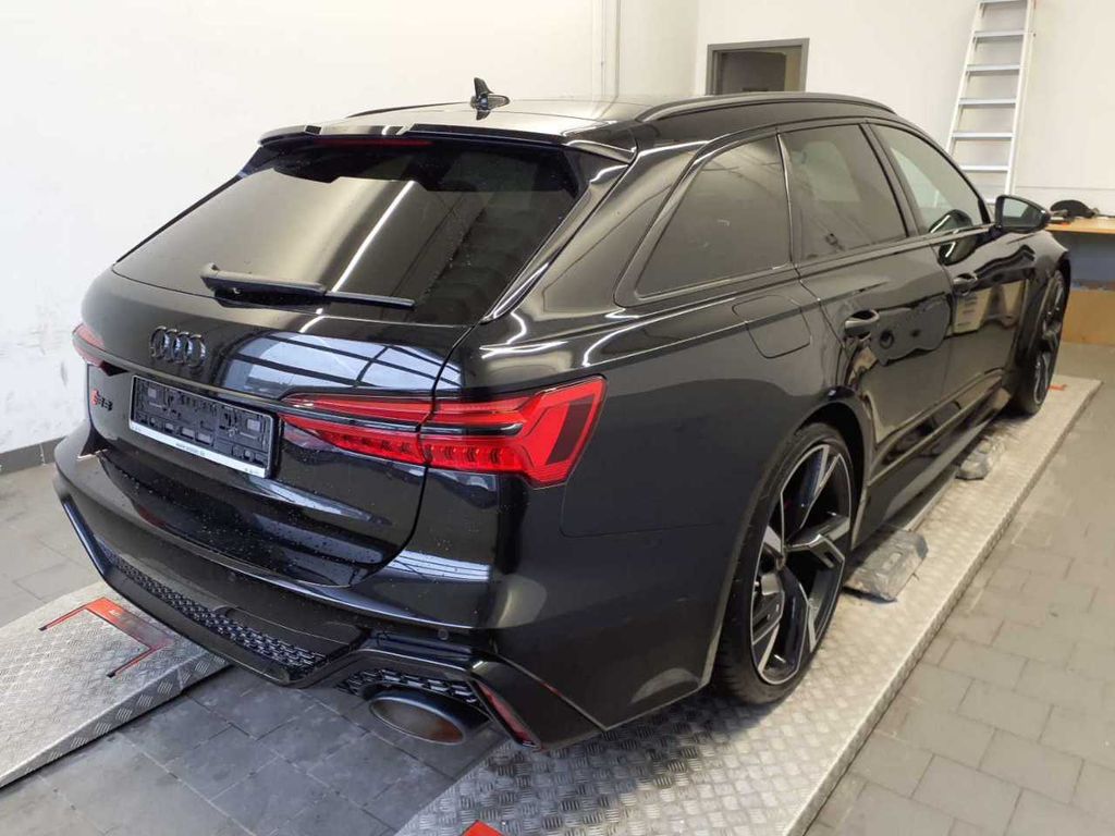 Audi RS6 2023