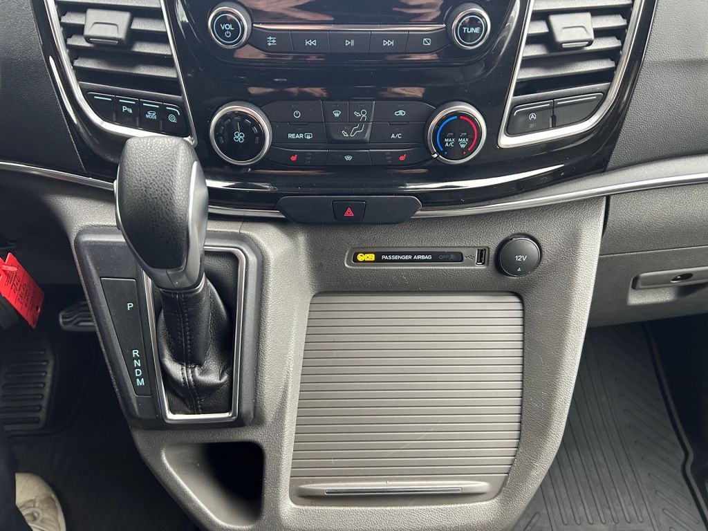 Ford Tourneo Custom 2023