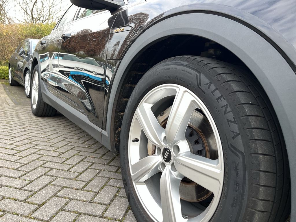 Audi e-tron 2022