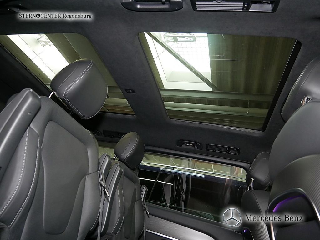 Mercedes-Benz 2025