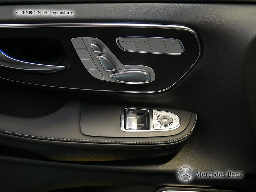 Mercedes-Benz 2025