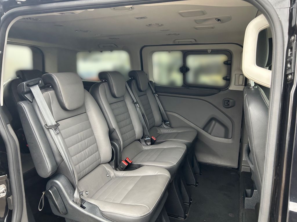 Ford Tourneo Custom 2023