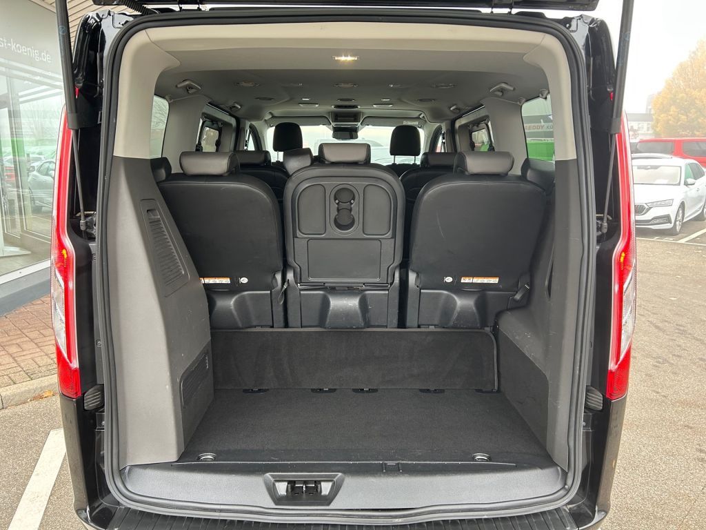 Ford Tourneo Custom 2023