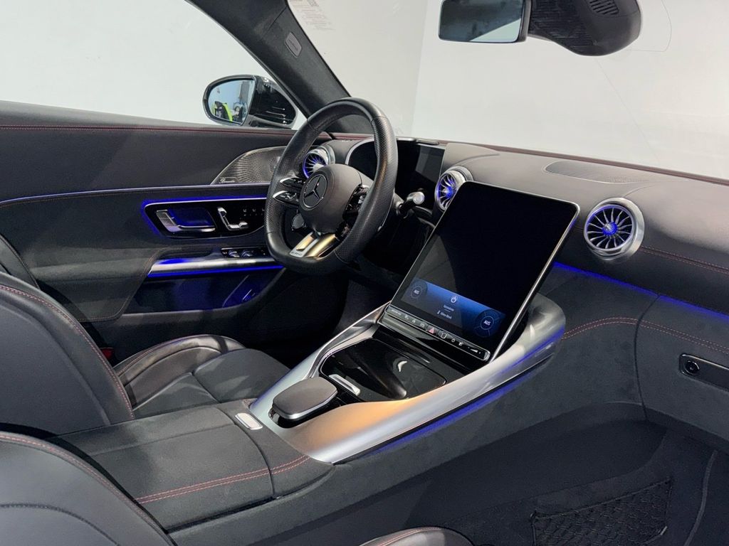 Mercedes-Benz SL 43 AMG 2025