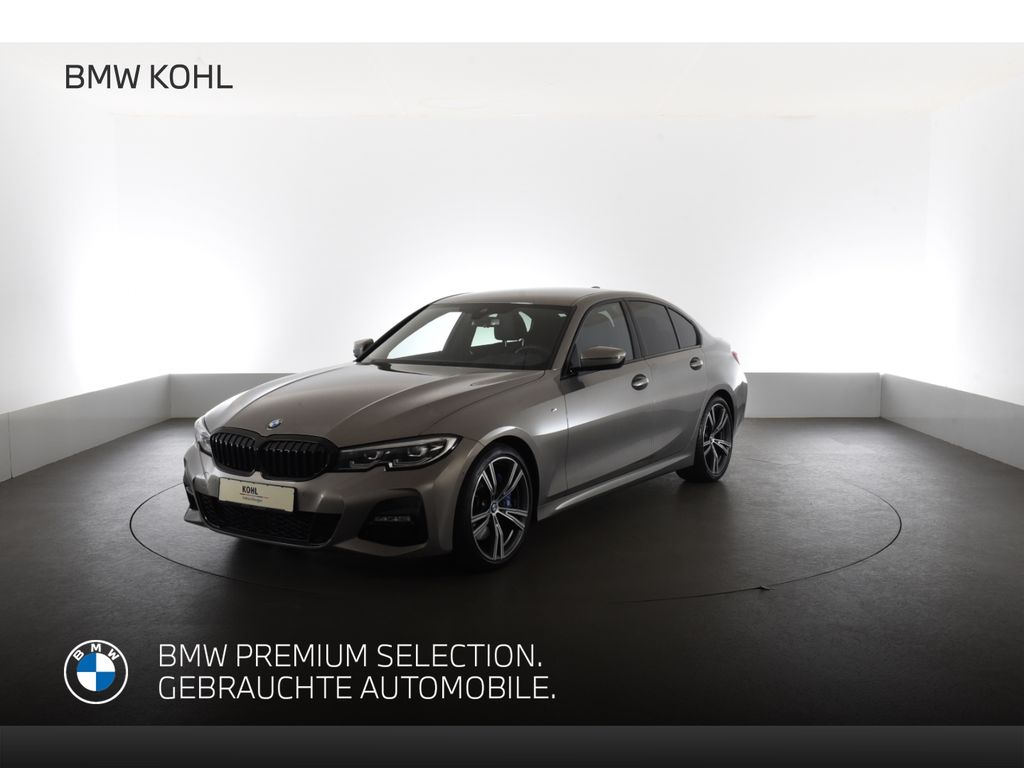 BMW 330 2022